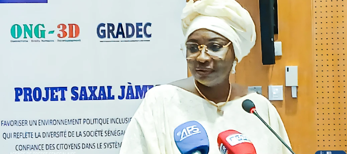 Aminata Touré : “Une démocratie durable ne peut se bâtir dans une pauvreté généralisée”