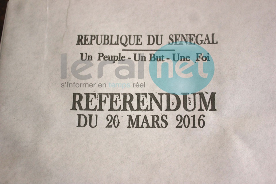 Référendum: Vote des des militaires et paramilitaires à l'école Moustapha Diop ex. école FaidherbeDakar (image) 