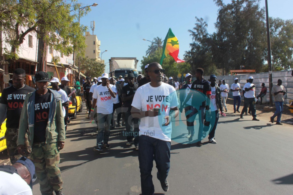 Campagne référendaire –  Le Front Ñaani Bañn  à Colobane, Hlm, Castors Front de terre, Khar Yalla et Grand Yoff