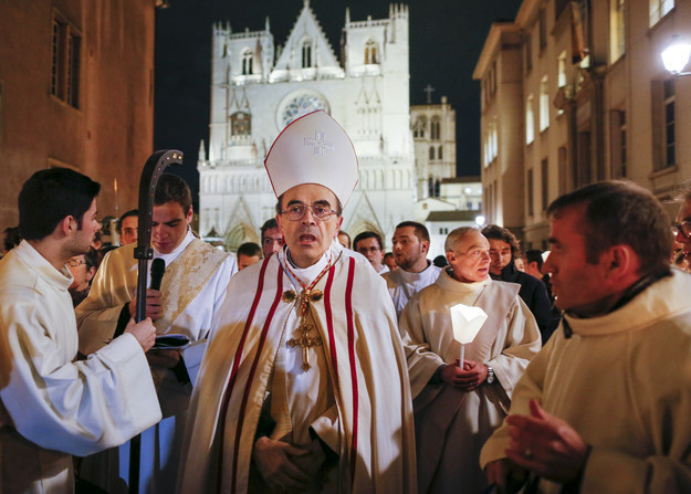 On vous explique les affaires de pédophilie qui visent l’Église à Lyon