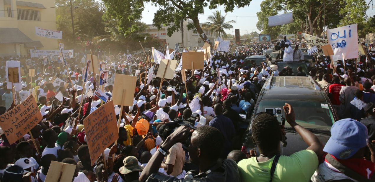 Photos- Macky Sall à Mbour et Thiadiaye