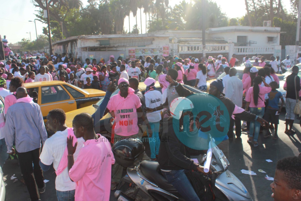 Les images de la caravane du Front du Non dans les rues de la Médina