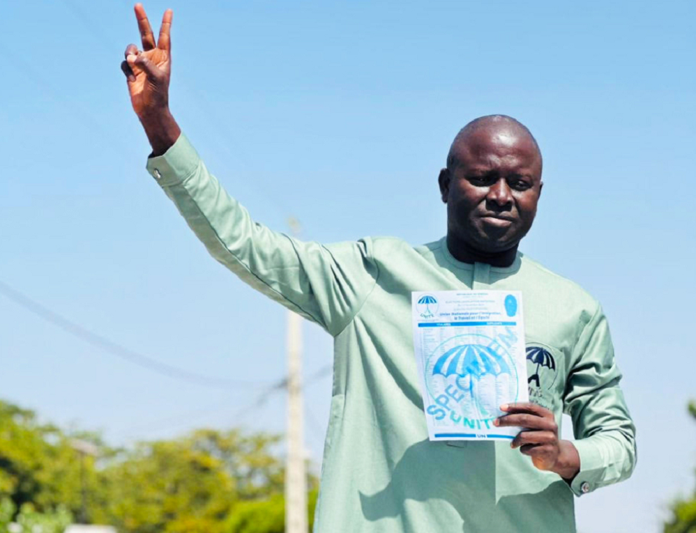 Son parti UNITÉ officiellement reconnu : Le maire de Mbour, Cheikh Issa Sall, a reçu son récépissé