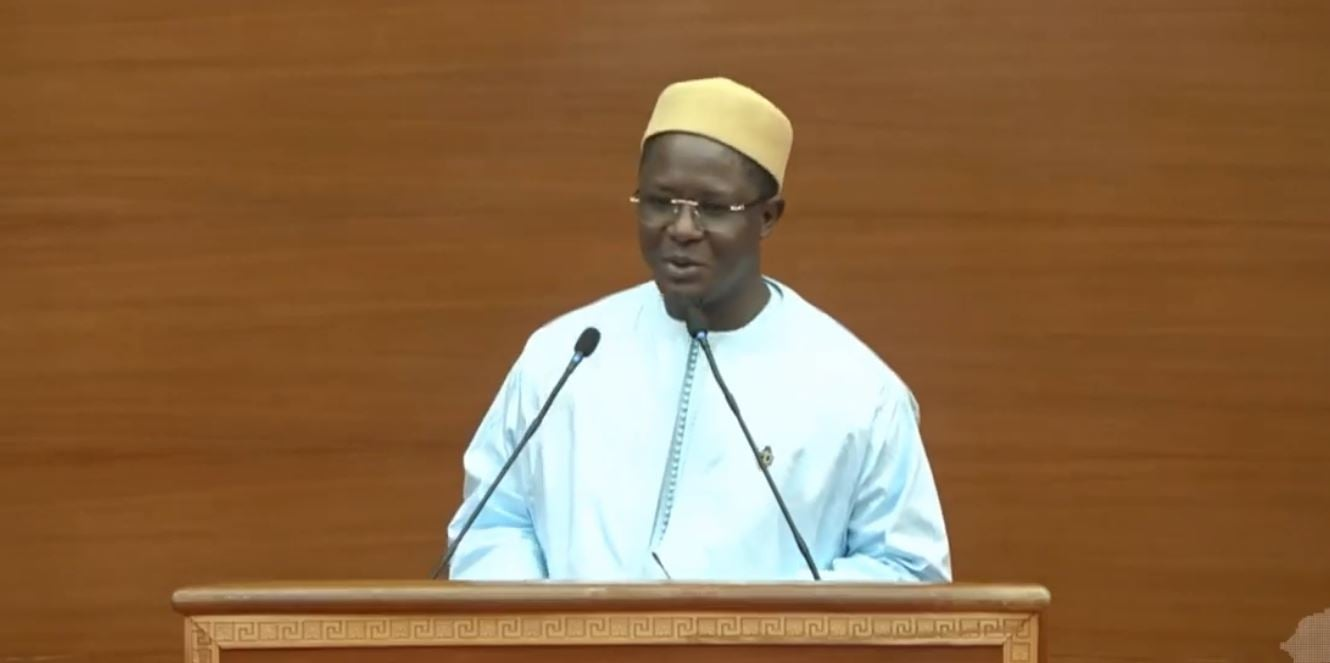 Transaction contestée : Le député Cheikh Bara Ndiaye accusé de détenir un véhicule, objet de litige