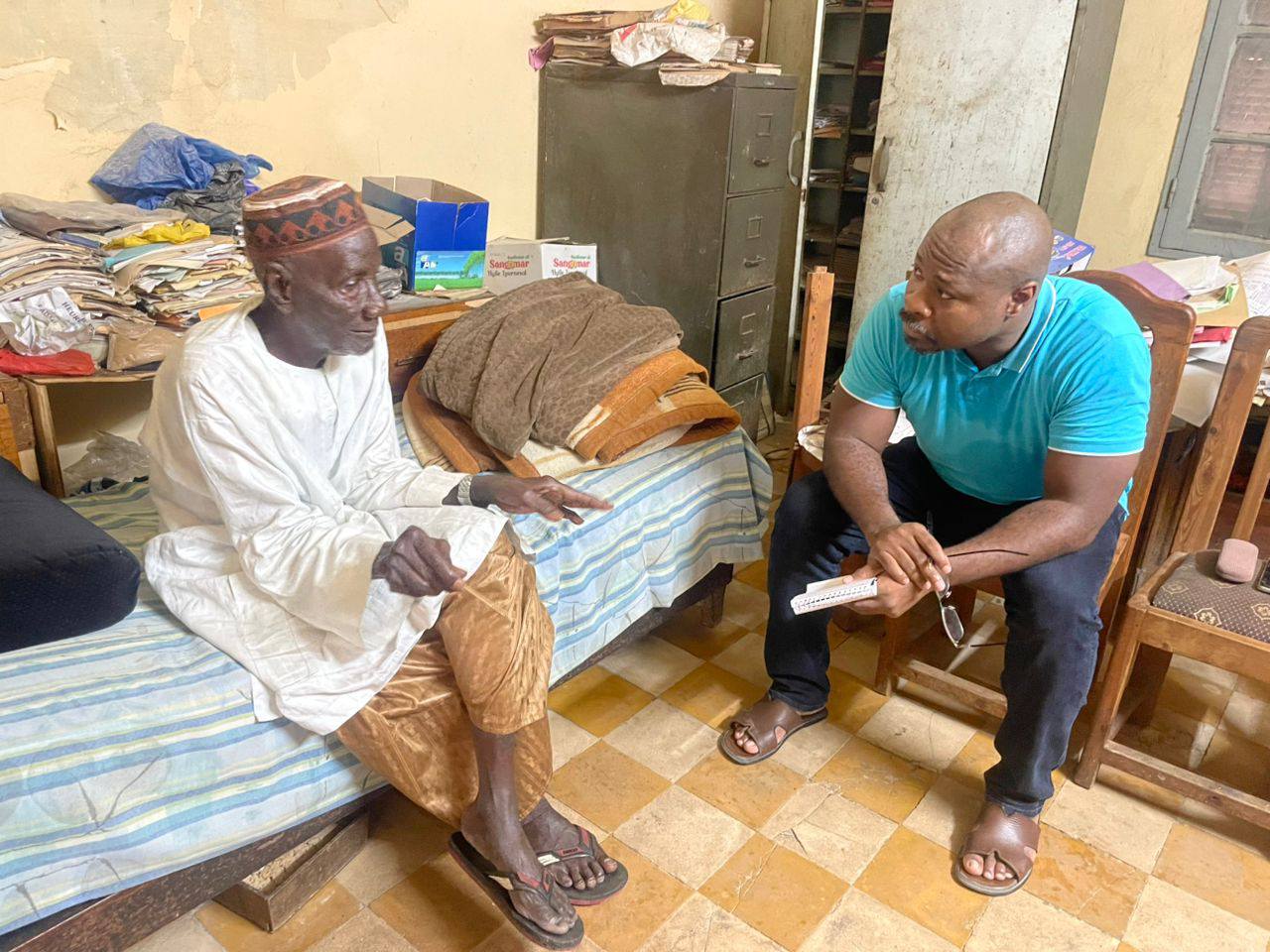 Rencontre avec le célèbre commerçant : Guy Marius Sagna s’inspire du combat de Bocar Samba Dièye et tire des leçons de résilience et d’engagement