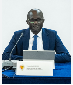 Dakar–Kaolack : Le Ministère des Transports dément une fausse annonce sur l’autoroute à péage et appelle le public à la vigilance