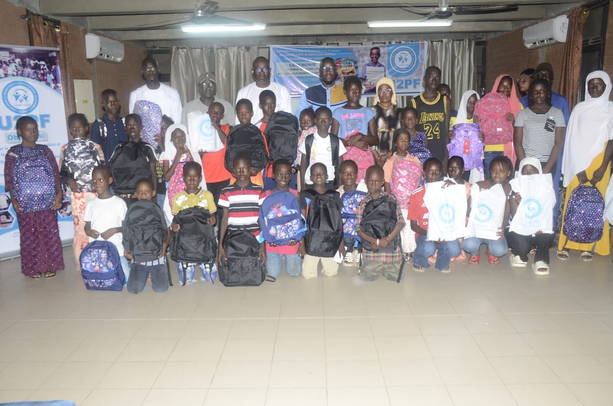 Rentrée académique à Saint-Louis : L'association U2PF soutient des nécessiteux en kits scolaires.