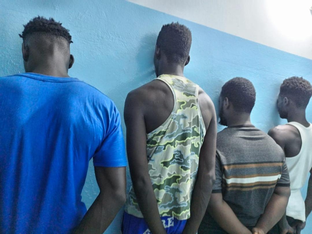 Association de malfaiteurs à Guédiawaye : Quatre individus arrêtés, un butin de plusieurs dizaines de millions saisi