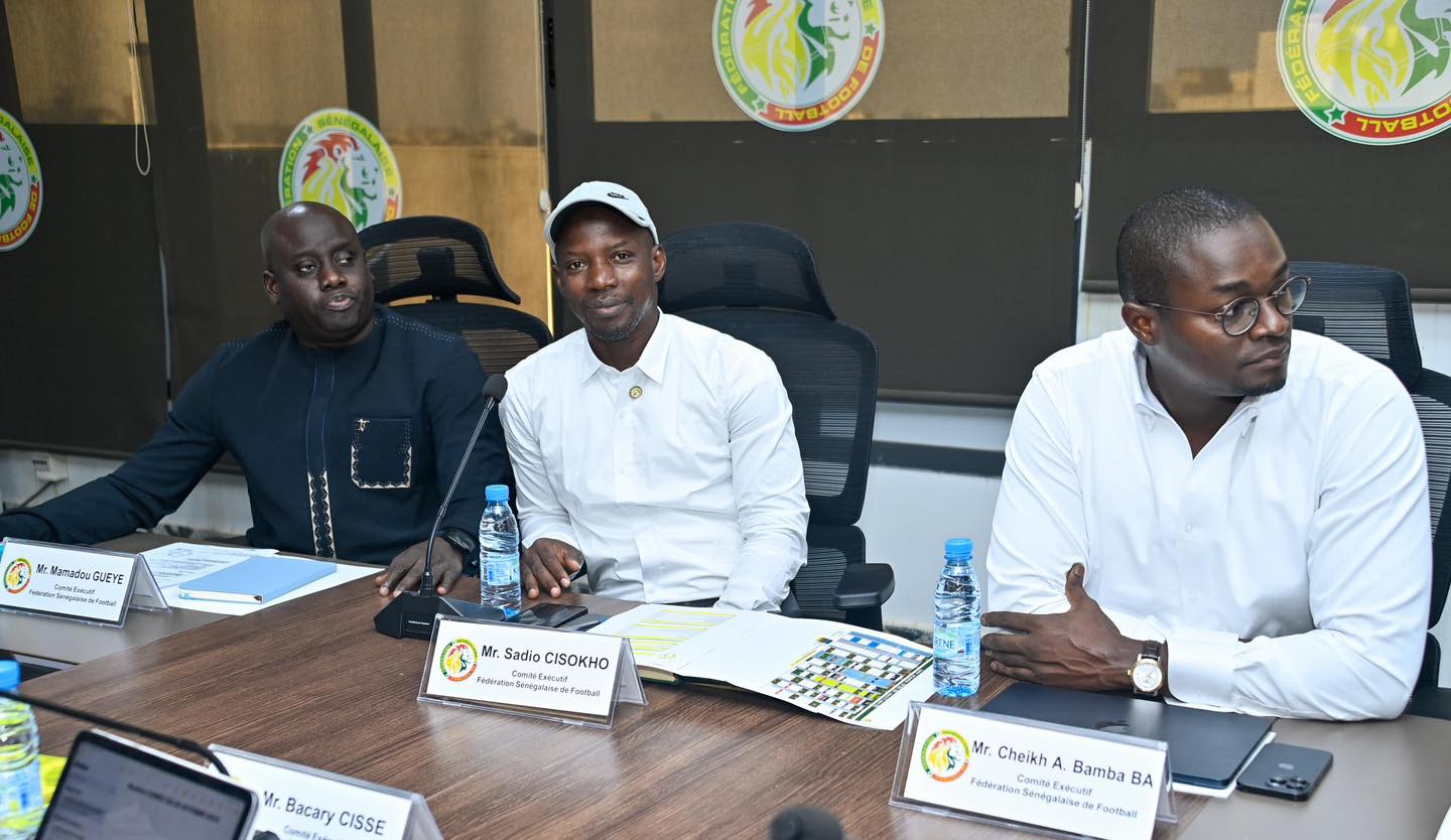 Photos/ Sous la présidence de M. Abdoulaye Fall : Première réunion du nouveau Comité Exécutif de la Fédération Sénégalaise de Football