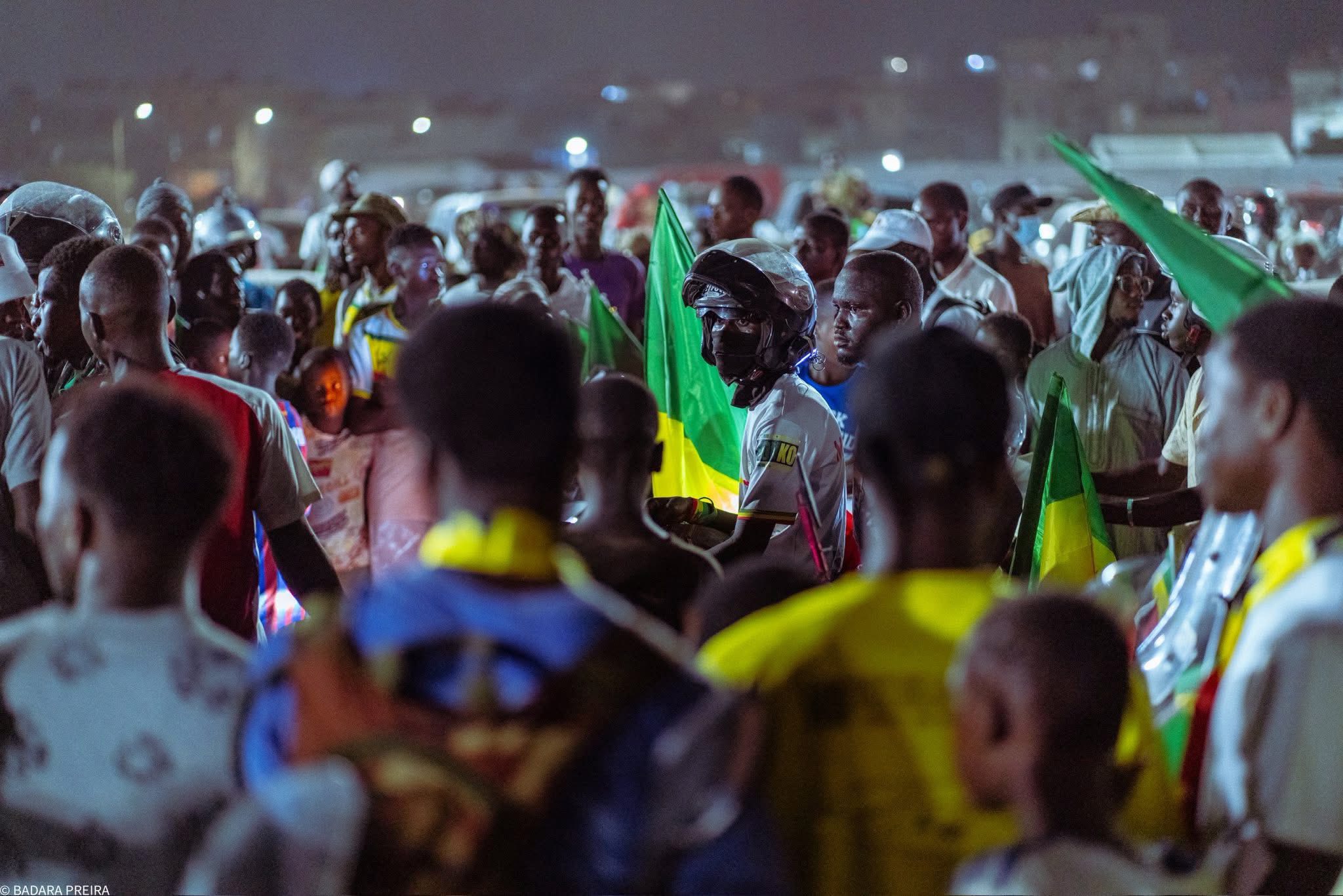 Le Tera-meeting d’Ousmane Sonko attire les foules avant l’heure