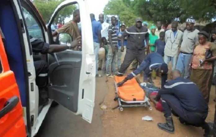 Axe Darou Mouhty–Ndoyène : Un véhicule particulier se renverse, faisant un mort et trois blessés graves