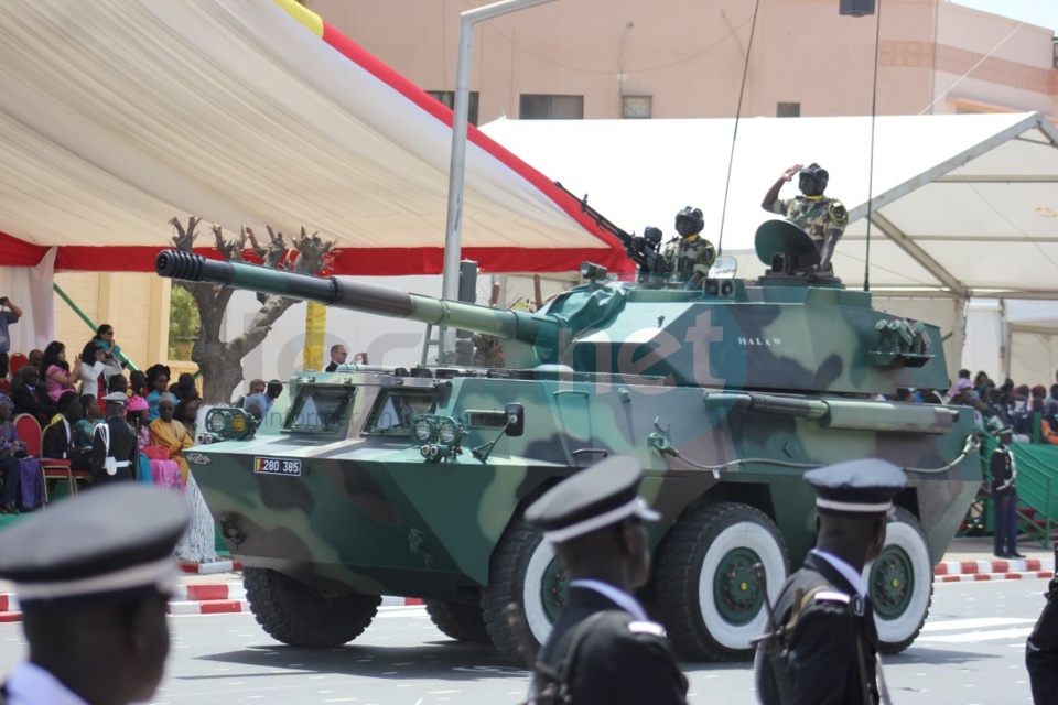 Défilé du 4 avril 2016: l'armée sénégalaise dévoile sa nouvelle puissance de feu (images)