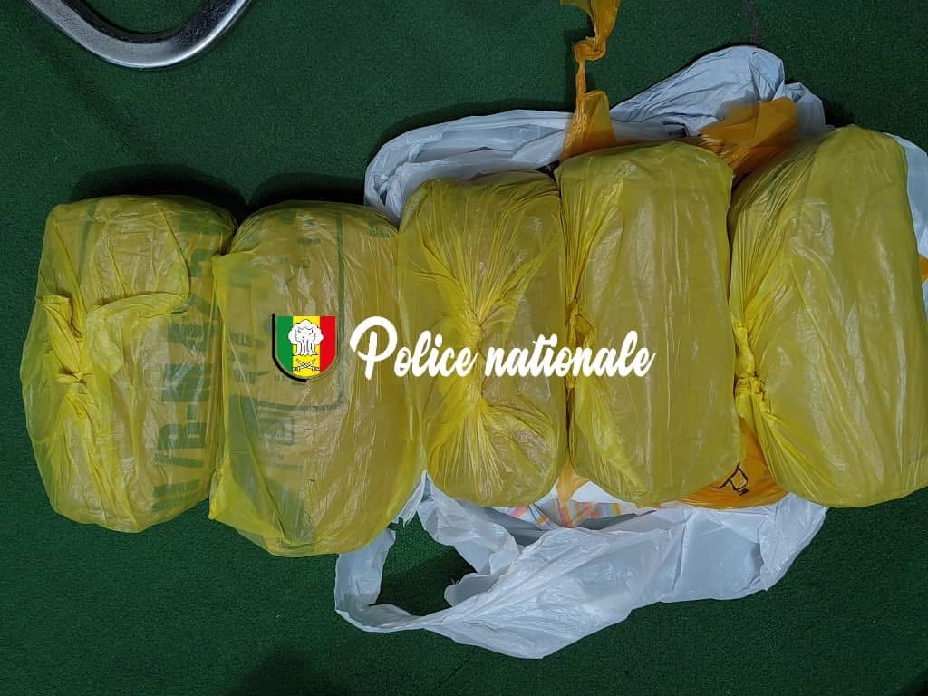 Ben Tally : Une opération policière permet la saisie de 5 kg de chanvre indien