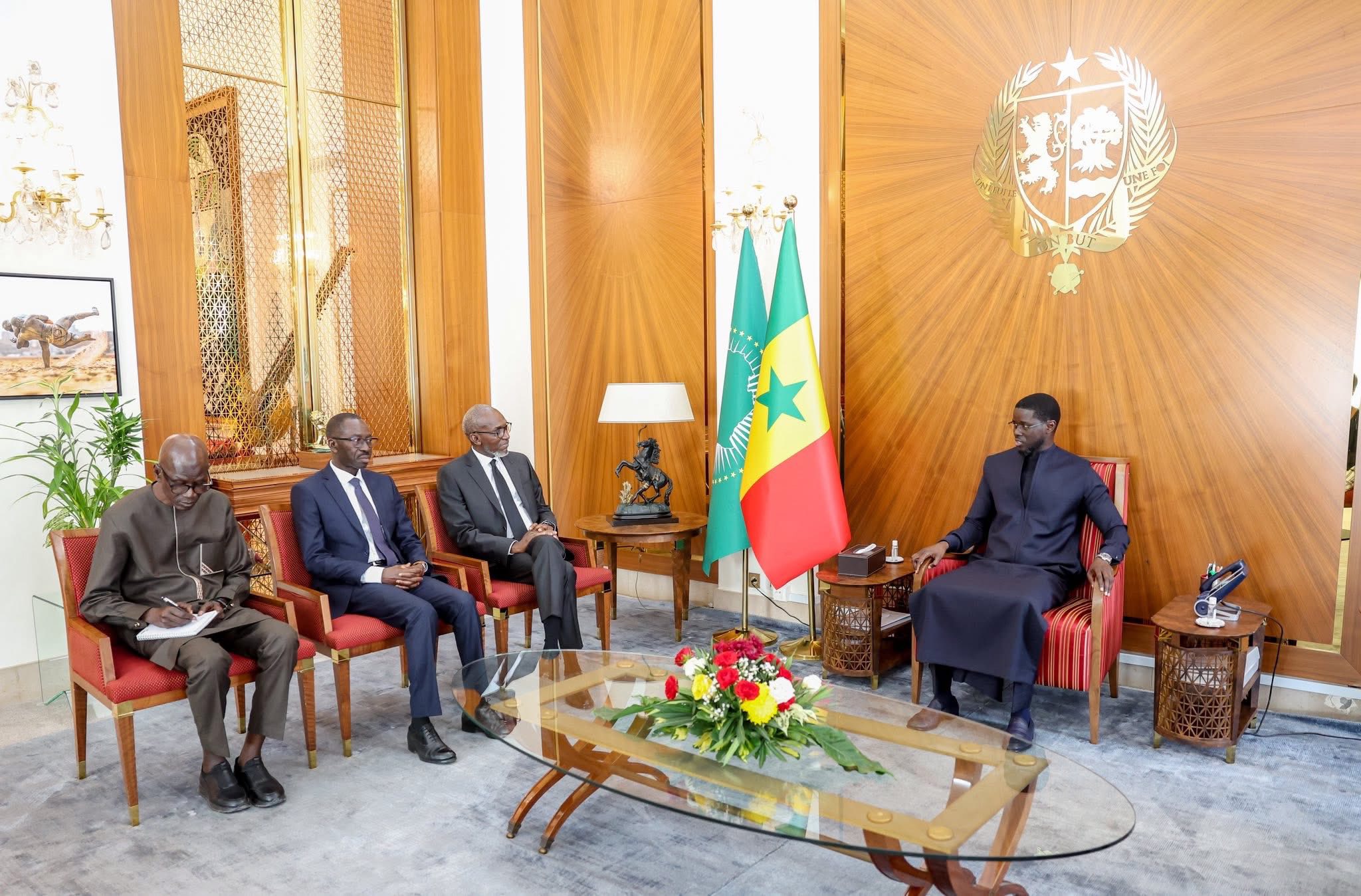 Photos : Audience du président de la République, Bassirou Diomaye Faye à Me Aly Fall, Bâtonnier de l’Ordre des avocats du Sénégal, ce mardi
