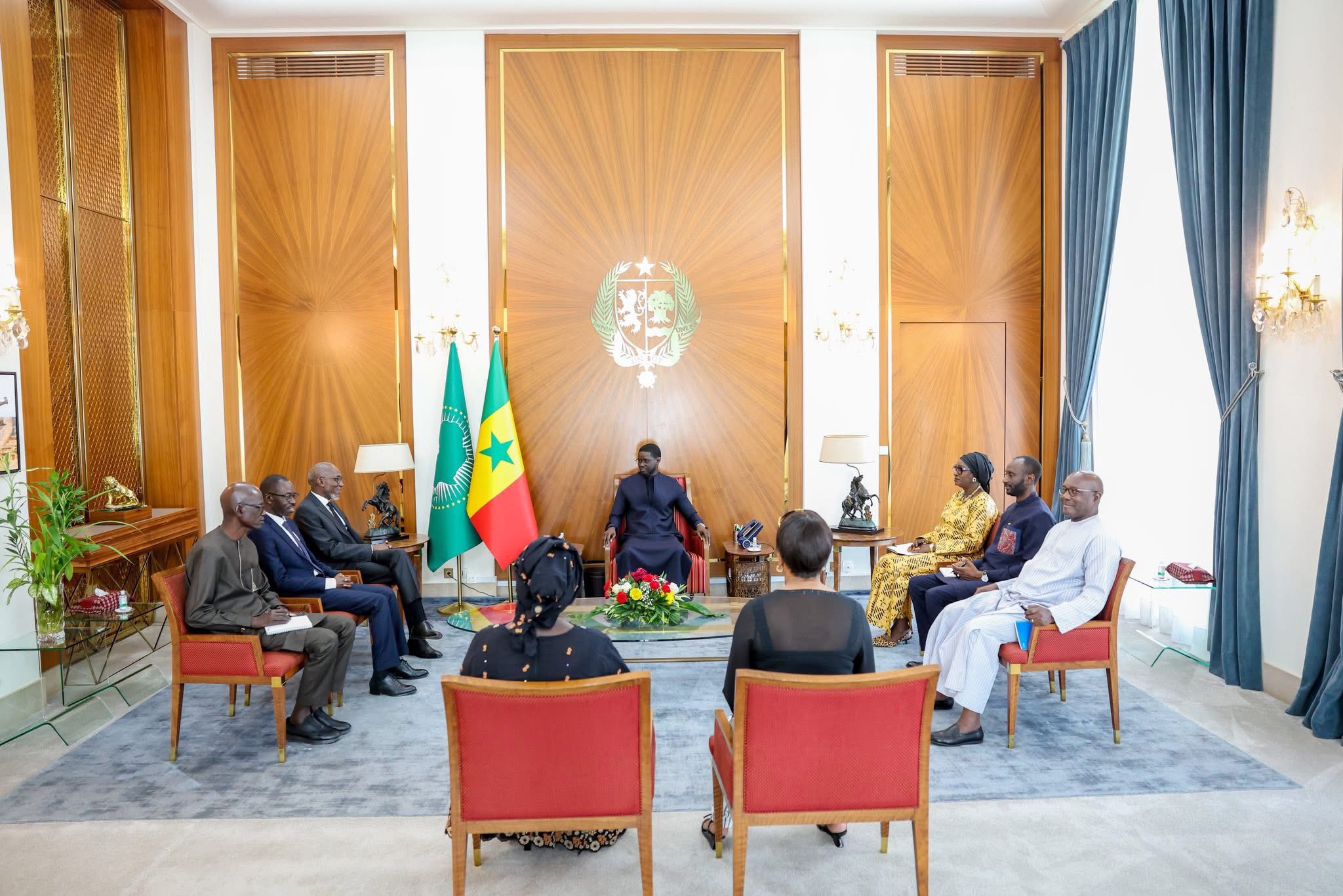 Photos : Audience du président de la République, Bassirou Diomaye Faye à Me Aly Fall, Bâtonnier de l’Ordre des avocats du Sénégal, ce mardi