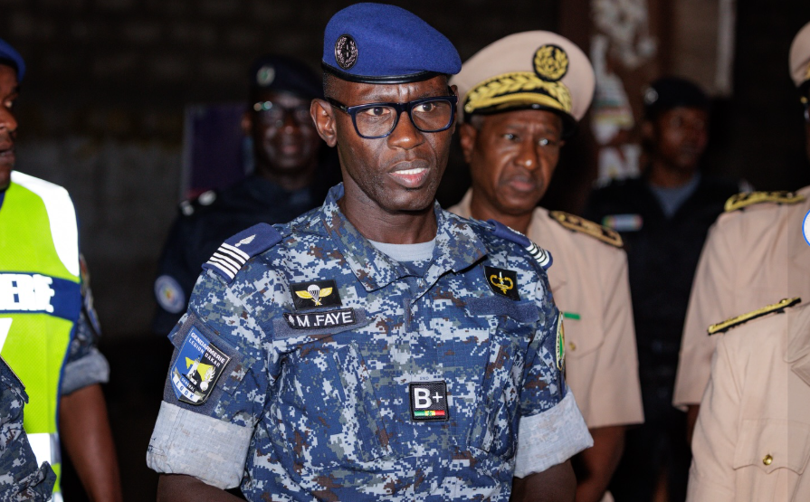 Photos : Ministre de l’Intérieur et de la Sécurité publique, présent à une opération de sécurisation combinée Police- Gendarmerie à Dakar, ce week-end