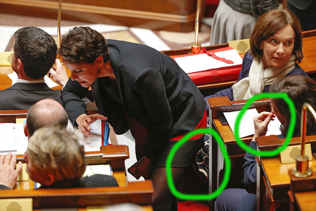 Accident de culotte à l'Assemblée... Najat Vallaud-Belkacem a eu chaud (photos)