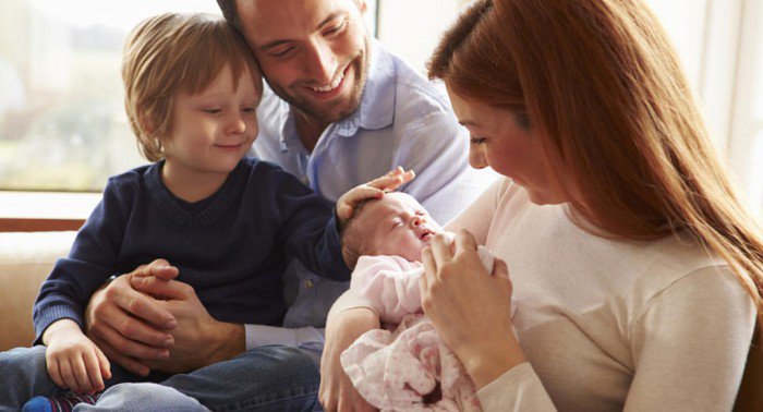 À votre avis, lequel de leurs enfants les parents préfèrent ? Voici l'étude qui va vous surprendre !