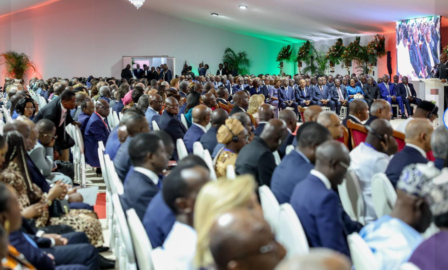 Photos / En présence de plusieurs Chefs d’État et de Gouvernement : Le président de la République a participé à la cérémonie de prestation de serment du Président Alassane Ouattara