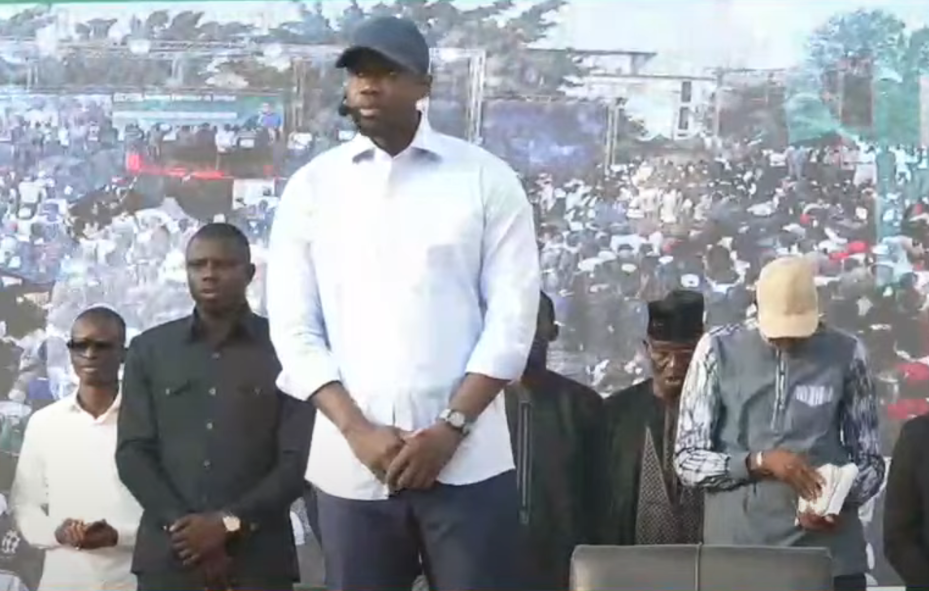 Décodages : Guincher sur un charnier