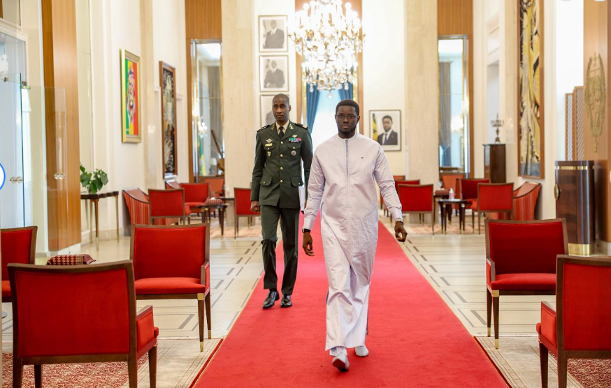 Photos / Audience au Palais : Le président de la République, Bassirou Diomaye Faye, a reçu le collectif des notables de la commune de Yenne, ce vendredi