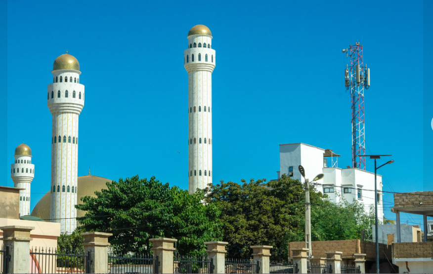 Wave équipe la grande mosquée de Tivaouane en matériel informatique de dernière génération