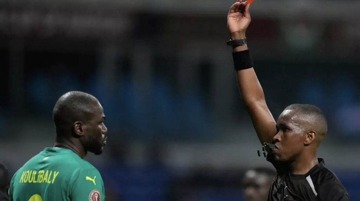 CAN 2025 : Kalidou Koulibaly suspendu pour un match