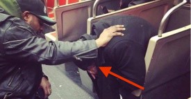 Ce drogué s’effondre en pleurs dans le bus. Mais la réaction de l’homme à gauche a troublé tous les passagers!