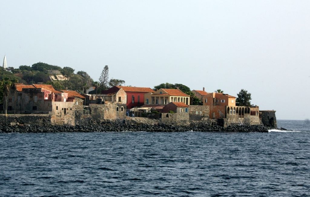 Face à l’érosion et au délabrement, l’État se penche sur l’avenir de Gorée
