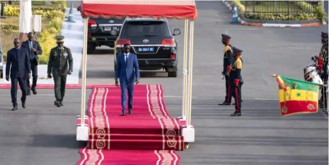 Prestation de serment de Mamadi Doumbouya : Le Président Diomaye à Conakry