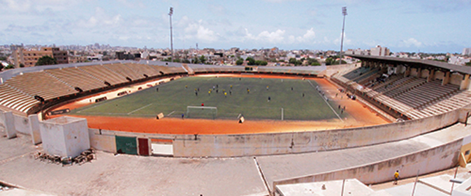 Incroyable: Regardez le stade Léopold Sédar Senghor devenu très sale, manque d'entretien