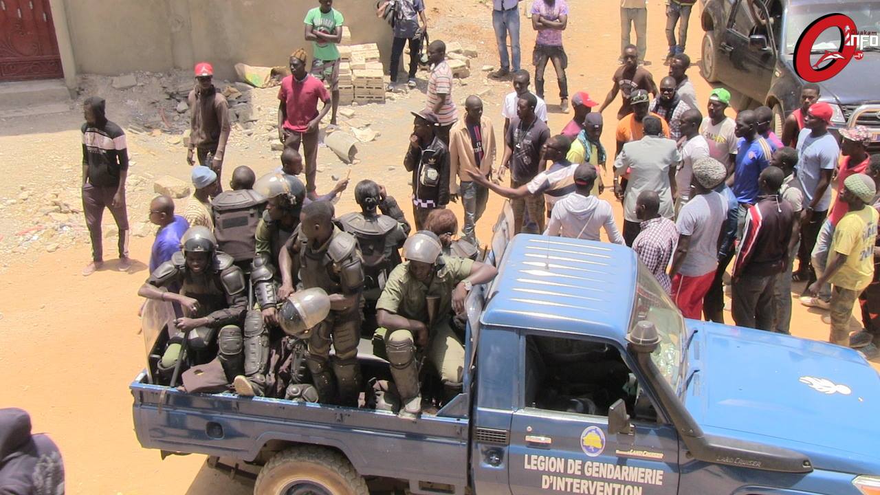 Conflit foncier à Ouakam - Quelques images des débuts de la mobilisation populaire
