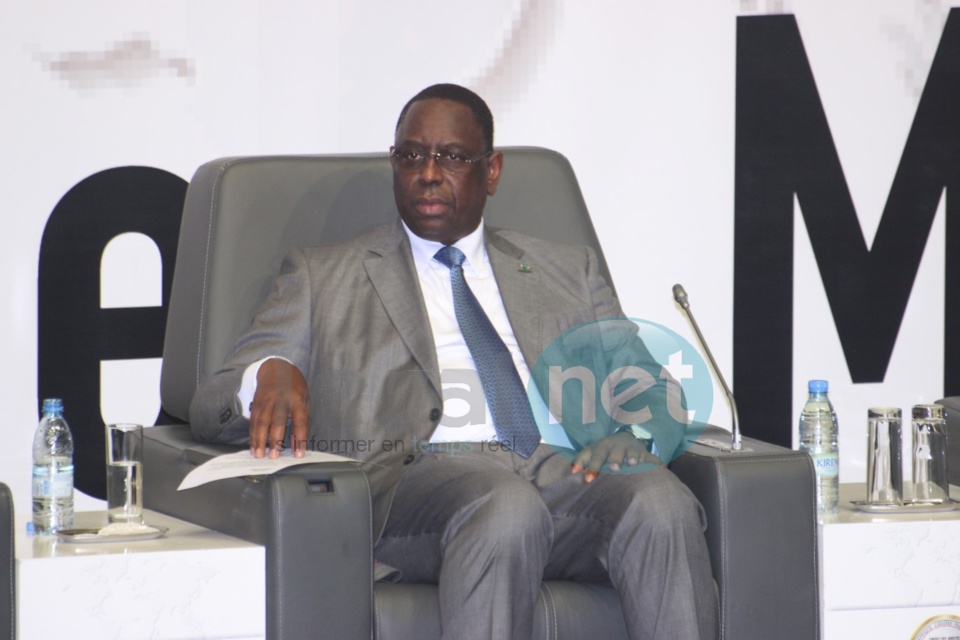 Conseil des ministres Acp-Ue : Macky fortement acclamé pour avoir donné son traducteur à un ambassadeur anglophone