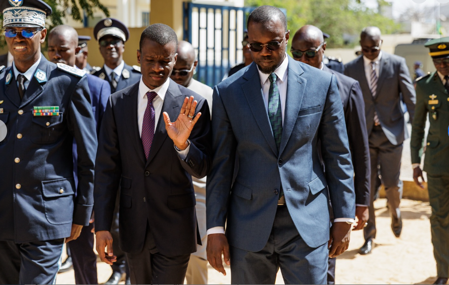 Photos : l’Ecole nationale de Police a reçu la visite du Premier Ministre Ousmane SONKO, ce mardi