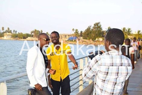 En pleine tournage, le rappeur Fata et Abdou Guité Seck préparent une surprise