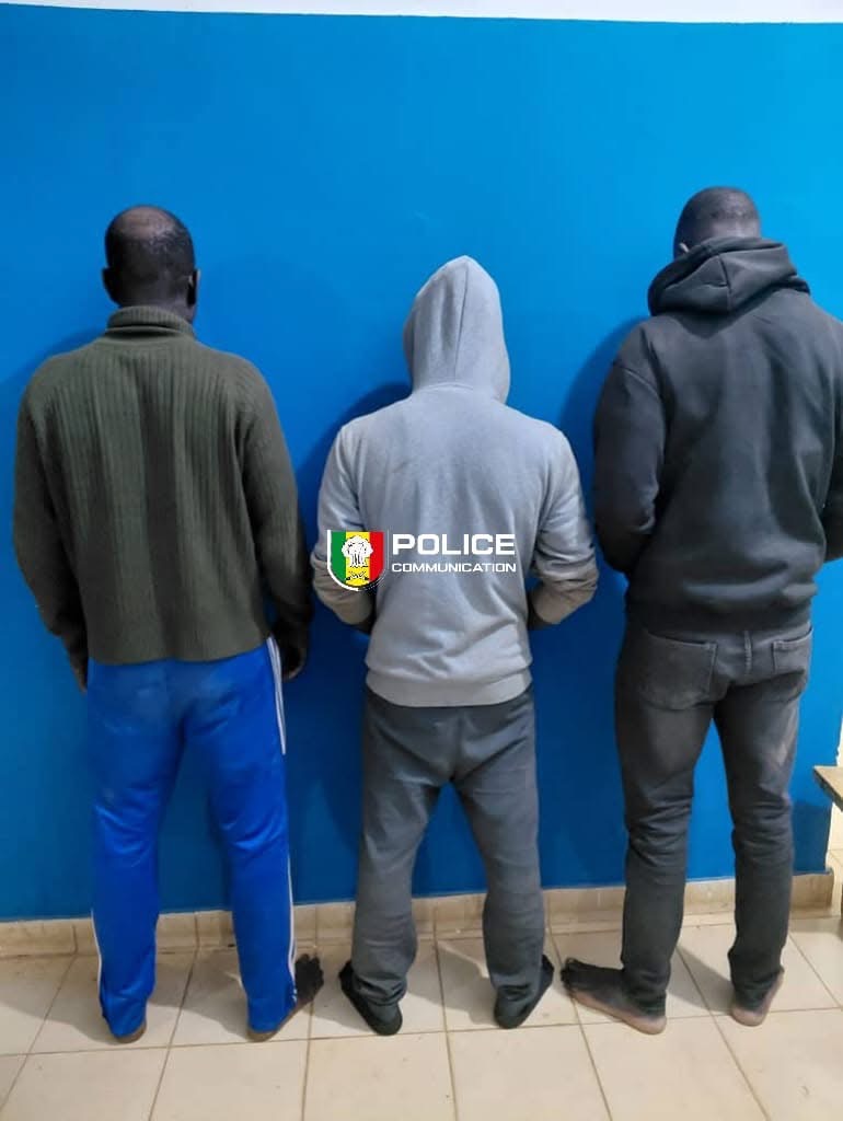 Jaxaay : Trois individus interpellés pour vol de matériaux de construction