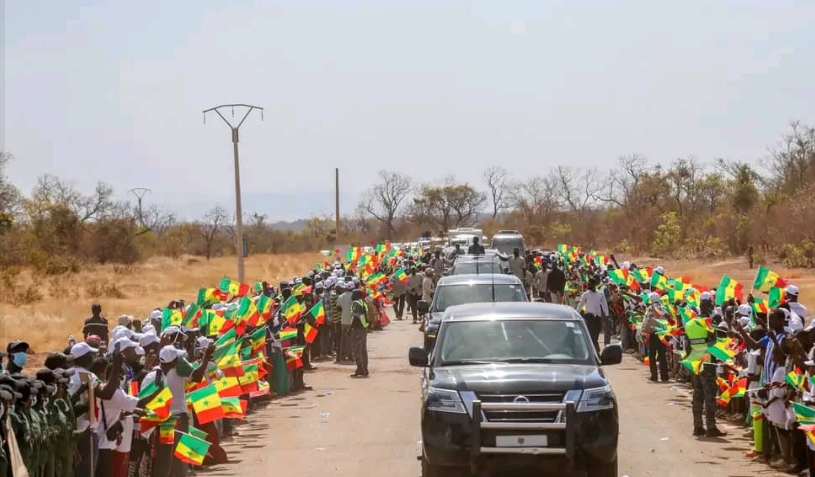 Salémata : Bassirou Diomaye Faye, a procédé à Salémata à la pose de la première pierre du Lycée Armée-Nation pour la Qualité et l’Équité (LYNAQE)