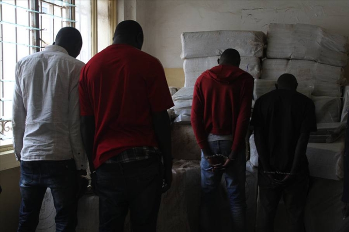 Serie de cambriolages en plein jour: Plus de 300 millions emportés par le gang des faux policiers 