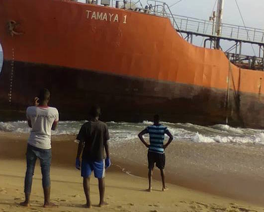 Libéria : Un pétrolier "fantôme" à destination de Dakar s’échoue sur la côte...