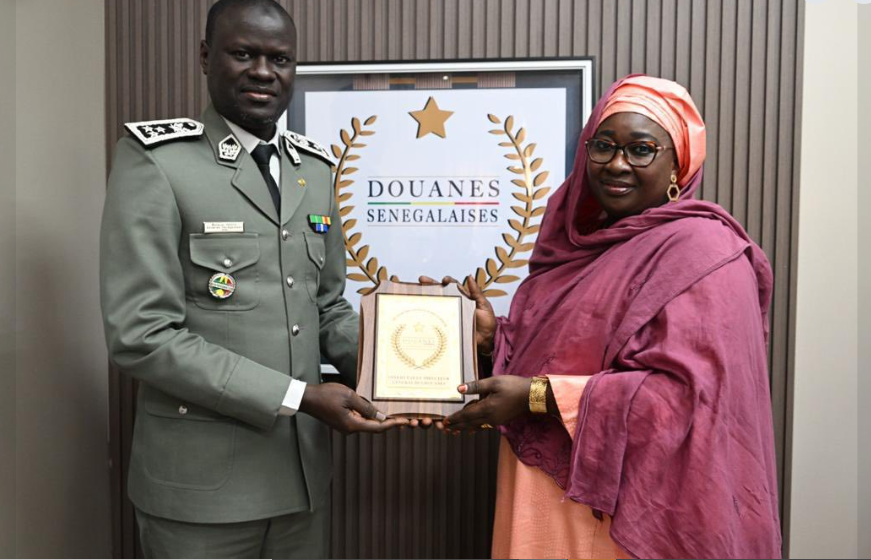 Photos / Organisation de la Conférence Ramadan 2026 : L’Amicale du Personnel féminin de la Douane reçue par le Directeur général