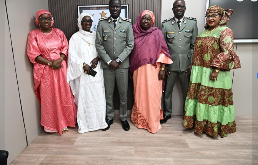 Photos / Organisation de la Conférence Ramadan 2026 : L’Amicale du Personnel féminin de la Douane reçue par le Directeur général