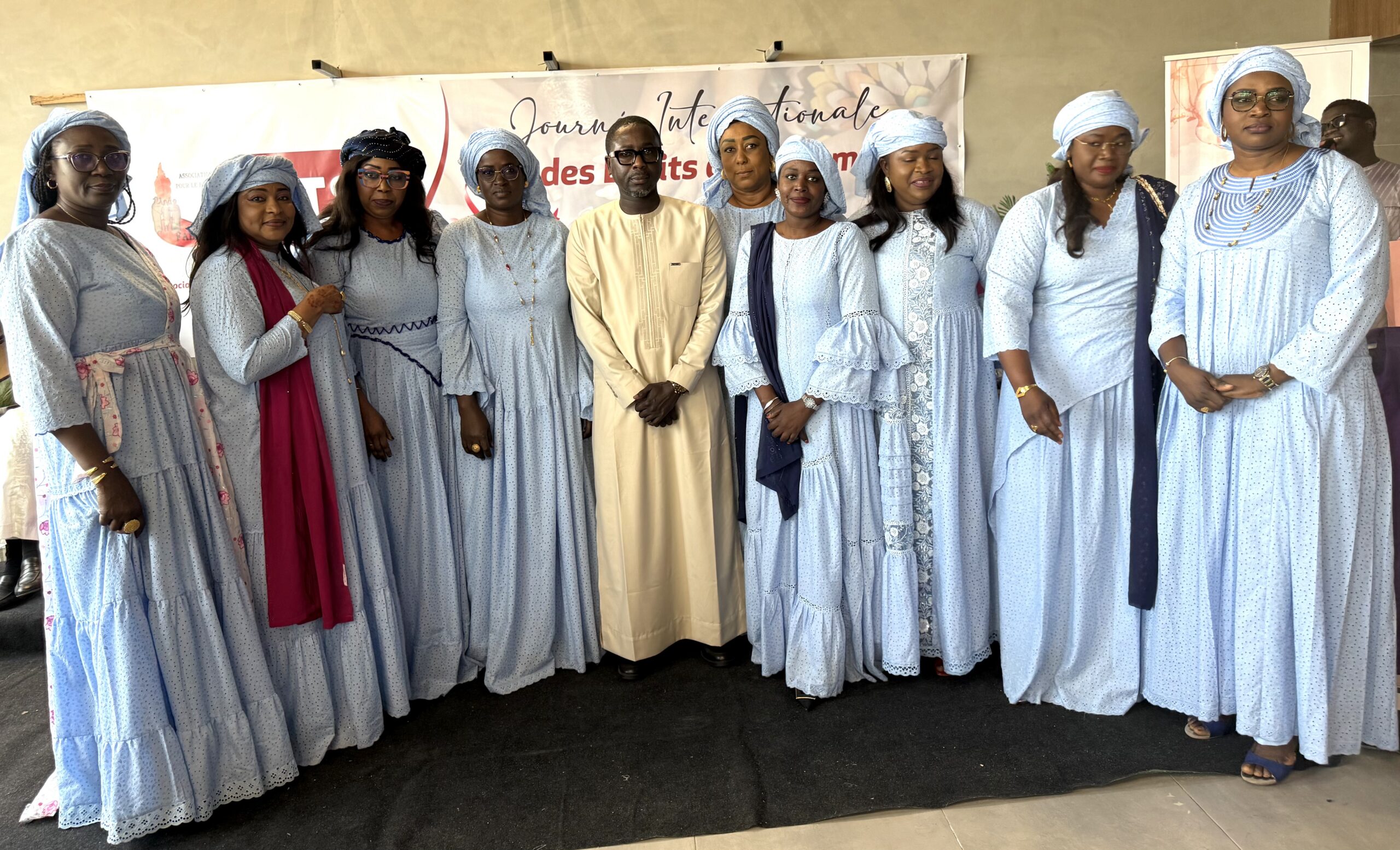 8 mars à la RTS : Pape Alé Niang magnifie l’engagement des femmes dans la mission de service public