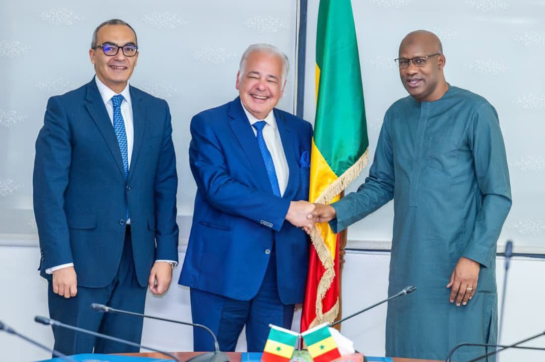 Souveraineté pharmaceutique : Mamiba annonce un projet d’usine de production de médicaments au Sénégal