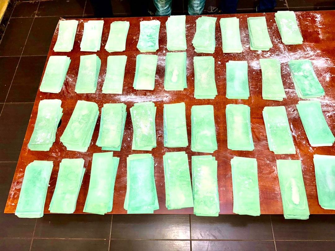 Lutte contre la criminalité financière: 730 millions CFA en billets noirs saisis par les Douanes du Centre