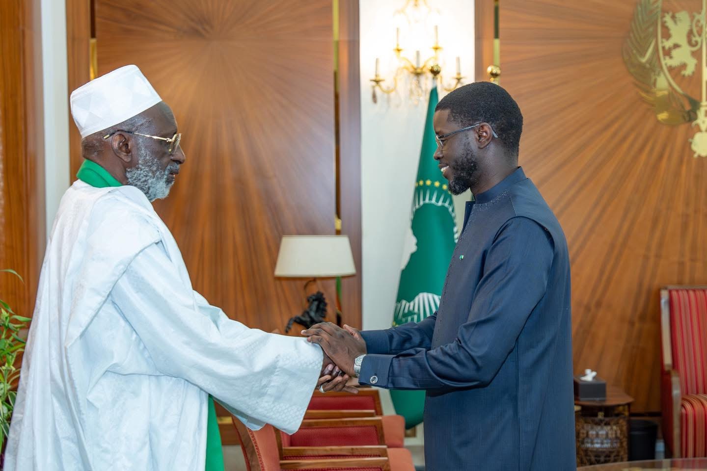 Patrimoine religieux : Bassirou Diomaye Faye engagé pour la restitution des manuscrits de Cheikh Oumar Foutiyou Tall