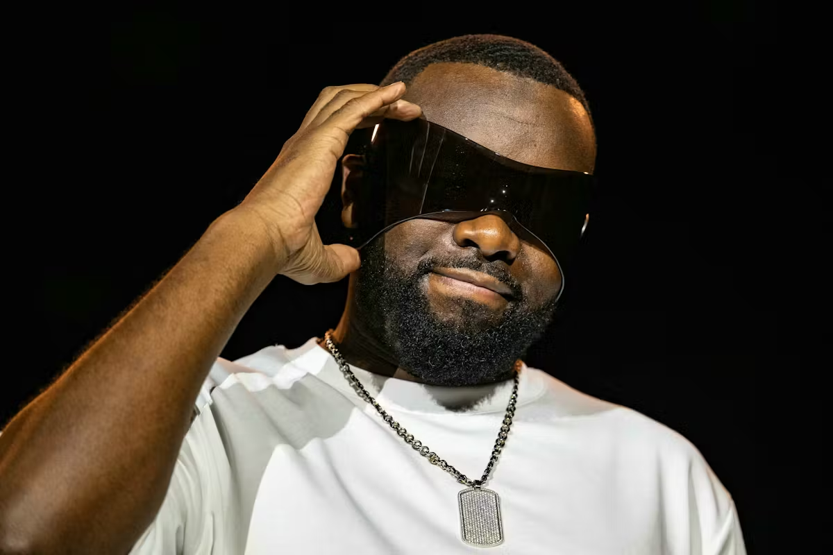 Gims placé en garde à vue pour blanchiment en bande organisée : ce que l’on sait