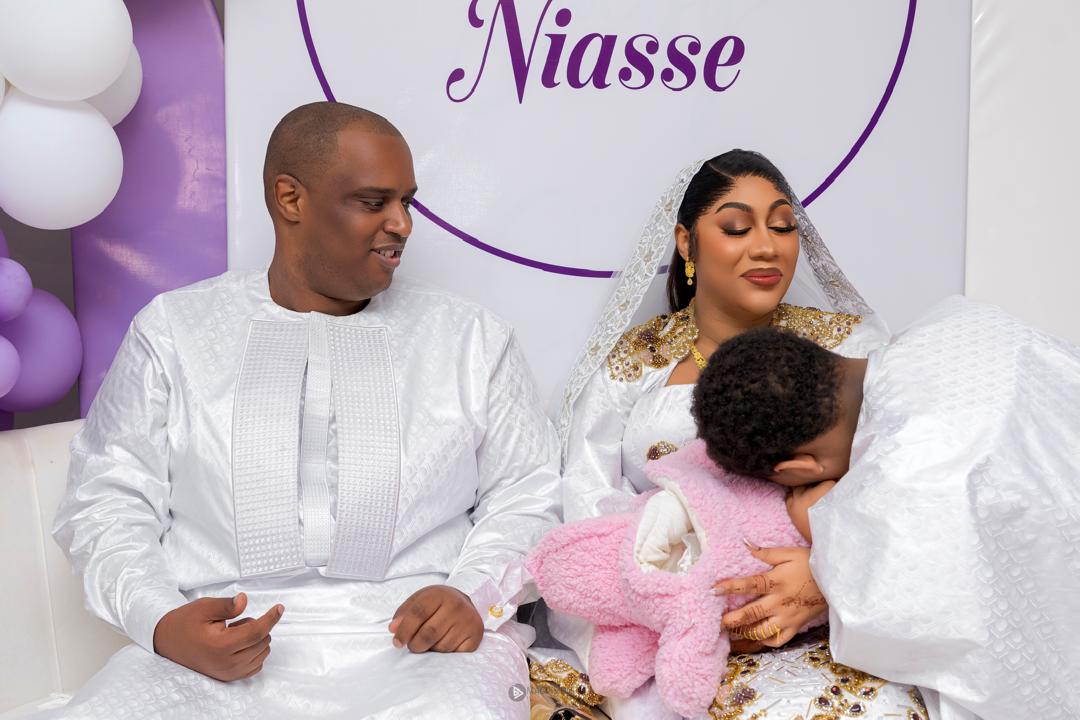 Cheikh Niass, PDG de Walf, honoré : un sage devenu père lors d’un baptême empreint d’émotion