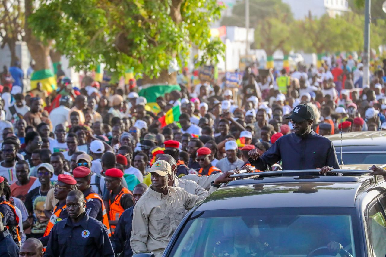 Fête du 4 avril : le chef de l’État salue la communion Armée-Nation et la mobilisation pour Dakar 2026