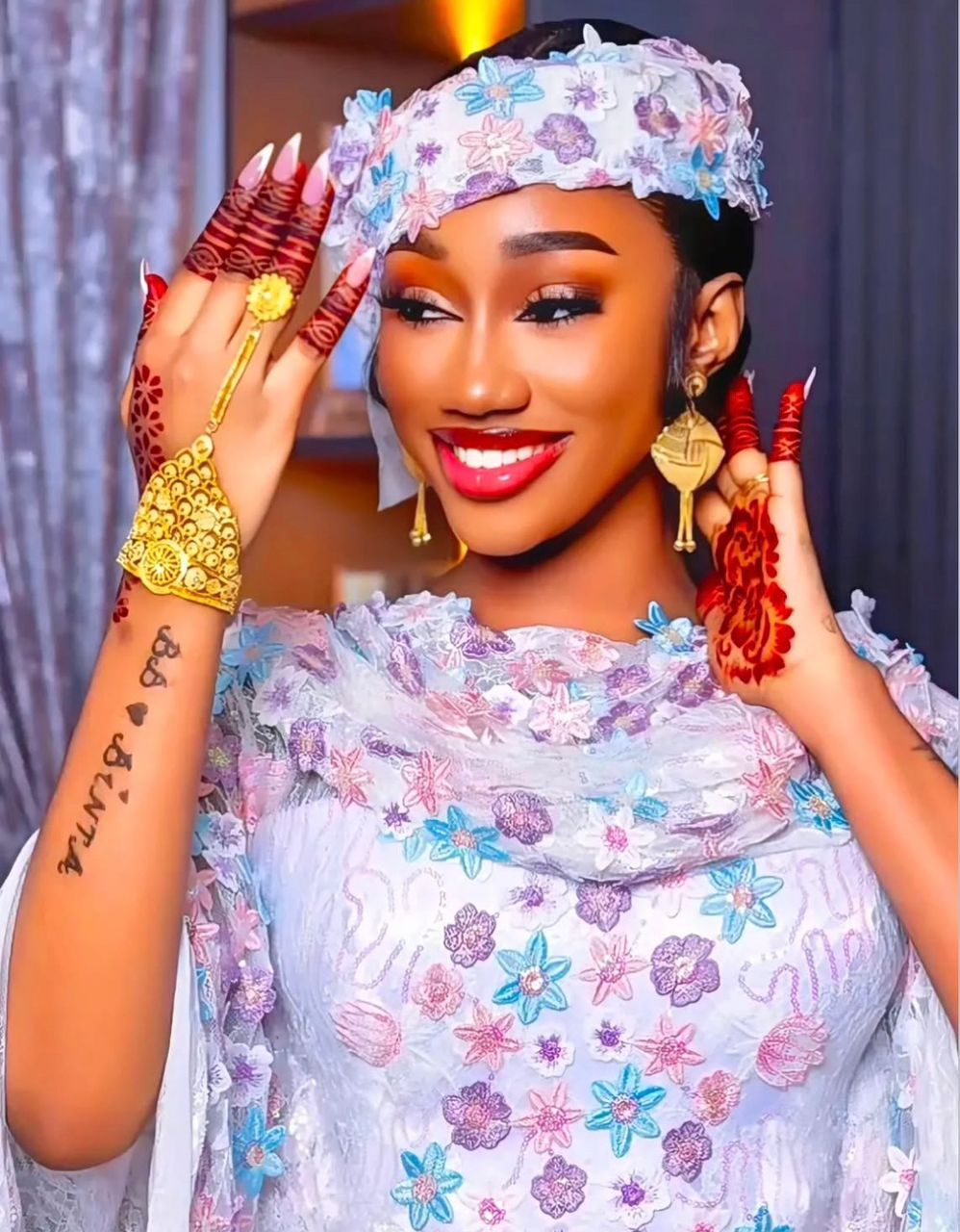 Bbei Binta, éclatante de beauté en tenue traditionnelle africaine (Photos)