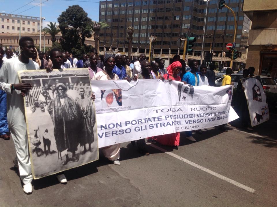 Italie : La communauté mouride de Sardaigne marche pour la paix à Cagliari
